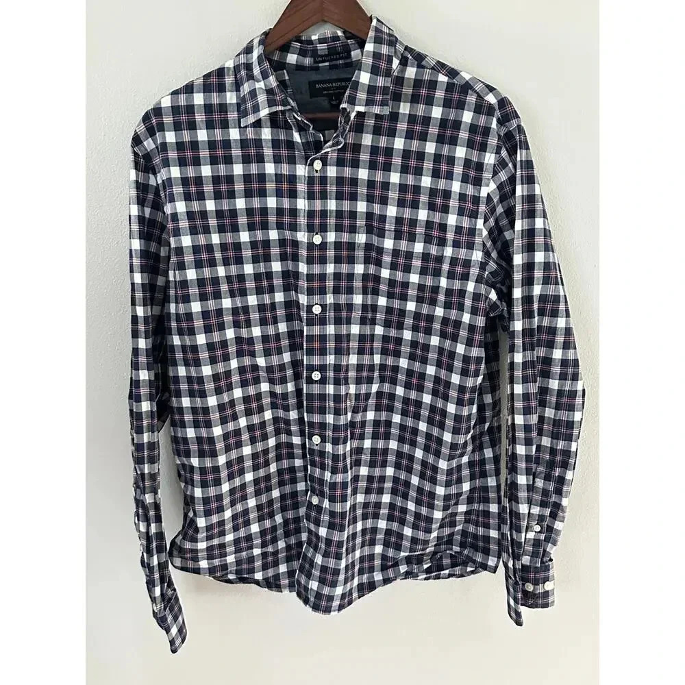 Banana Republic Untucked Slim Fit Plaid Shirt